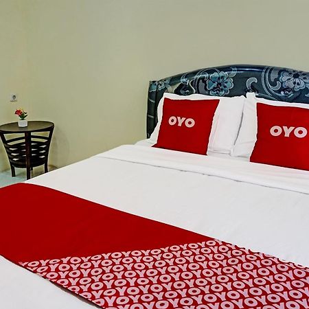 Oyo 91707 Jannah Homestay Syariah Dau Esterno foto