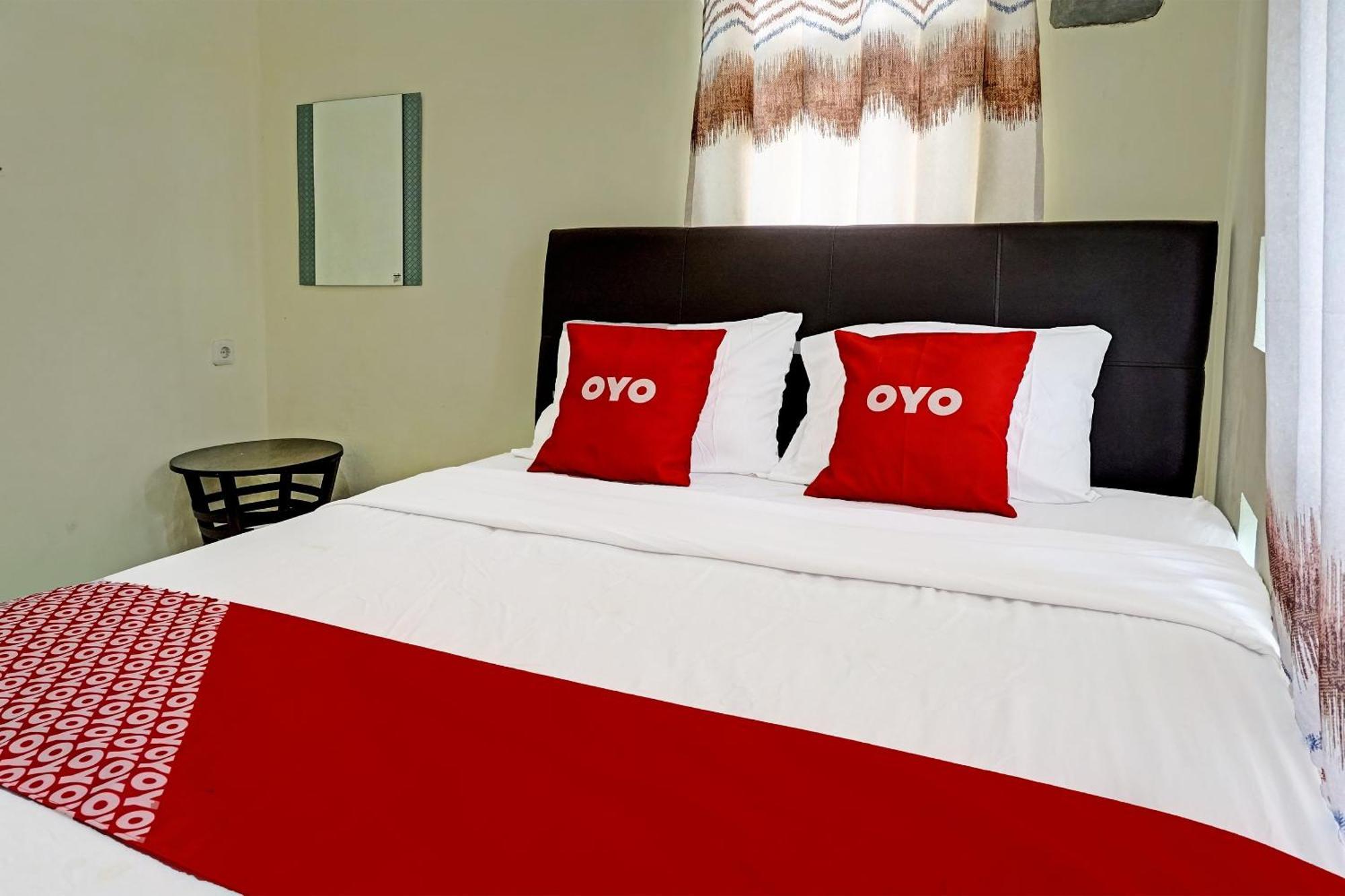 Oyo 91707 Jannah Homestay Syariah Dau Esterno foto