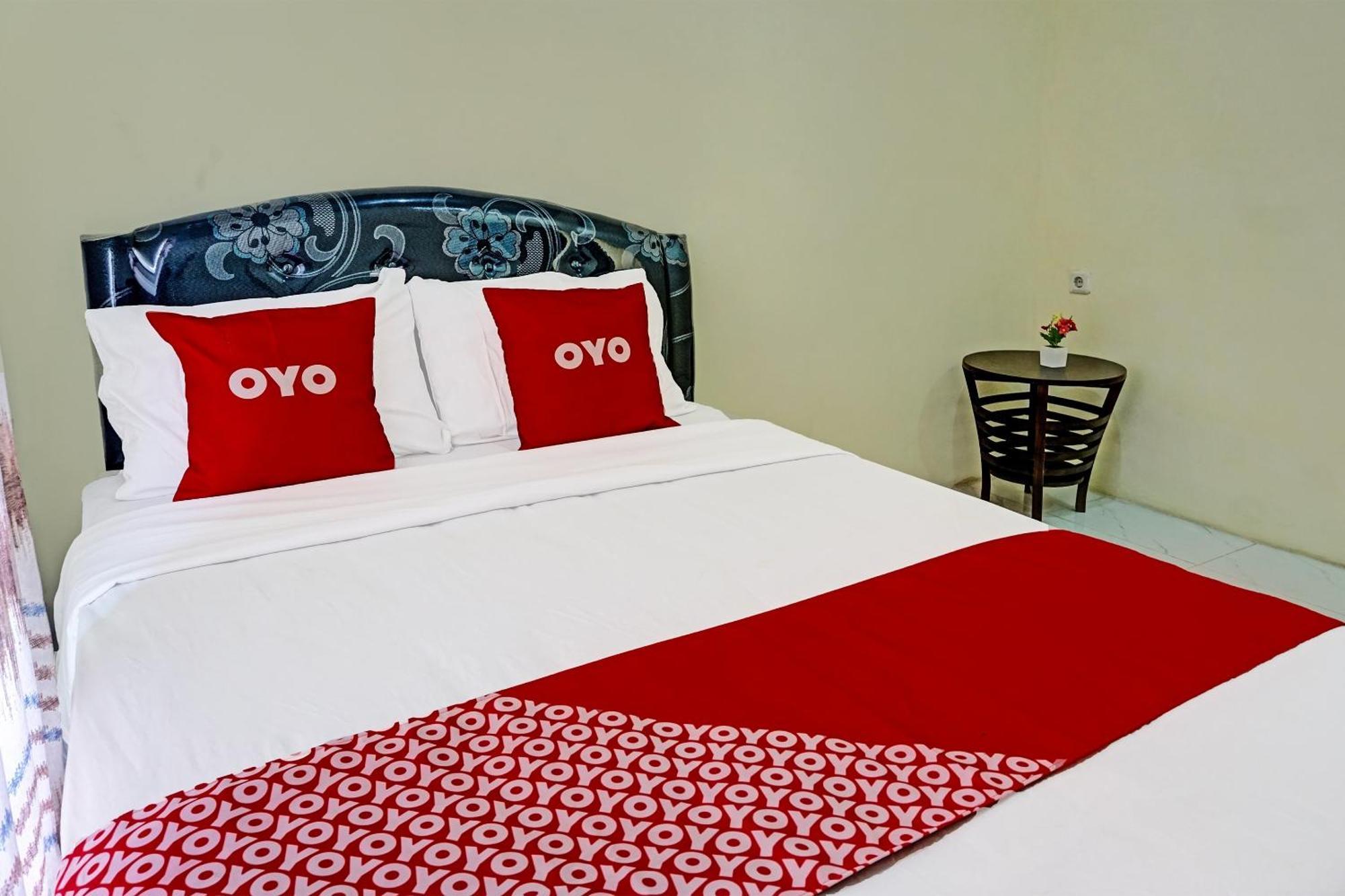Oyo 91707 Jannah Homestay Syariah Dau Esterno foto